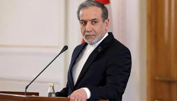 سپاه قدس🇮🇷: 🔴 عراقچی: کسانی که دنبال تسلیم بدون قید و شرط بودند، در فاصله کوتاهی پس از آغاز جنگ، التماس مذاکره کردند🔹وزیر امور خارجه