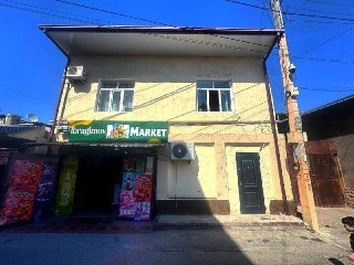 Яккасаройда уй сотилади (тайёр бизнес билан)