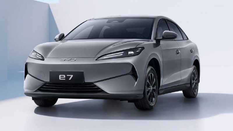 BYD показал электроседан e7 нацеленный на таксопарки