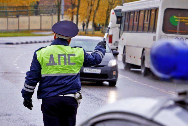 Госдума поддержала увеличение штрафа до 10 тысяч рублей за отказ водителя остановиться