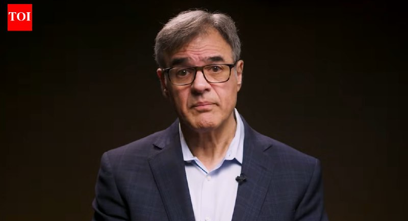 ‘Yes, they can:’ Former CIA spy warns agency’s tools can takeover your phone, TV, and even your car - CurrentIndia.com %