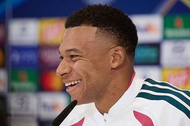 RealMadridCFNews | رئال مادرید سی اف نیوز: 💢 بهترین بازیکن دنیا باید افکارش همین باشه🚨💬 خوانمي سانز (ال‌چیرینگیتو📝):🔴اگر کسی، مخصوصاً از بین هواداران رئال مادرید، 