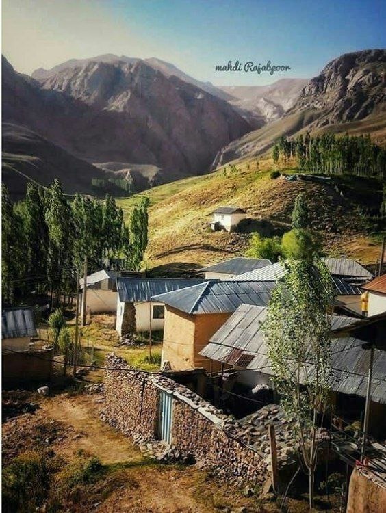 💬 بابل نیوز: صبح بخیر بابل 🌤طبیعت زیبای منطقه ییلاقی ورزنهعکس :مهدی رجب پورکانال #بابل_نیوز بَله :🆔️ https://ble.ir/BabolNews_irروبیک
