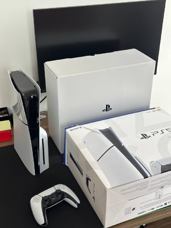 Продам Playstation 5 Slim 1TB — фото 1