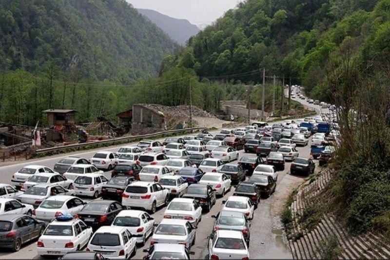 شمانیوز: 🔺 محور‌های شمالی پر ترافیک استجانشین پلیس راه فراجا:🔹 در بخش‌هایی از محور‌های چالوس، آزادراه تهران ـ شمال و هراز ترافیک 
