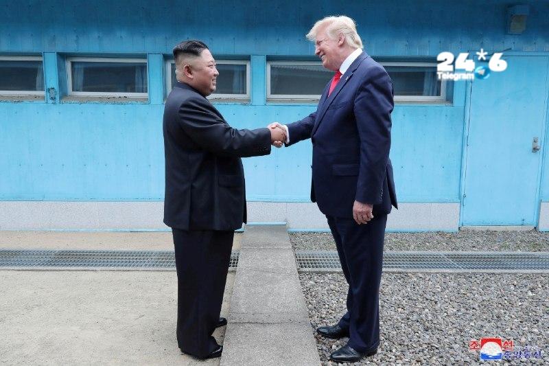 🇮🇱 The outside desk. US President Donald Trump: I may meet with North Korean leader Kim Jong Un. The last time they met was in 2019.