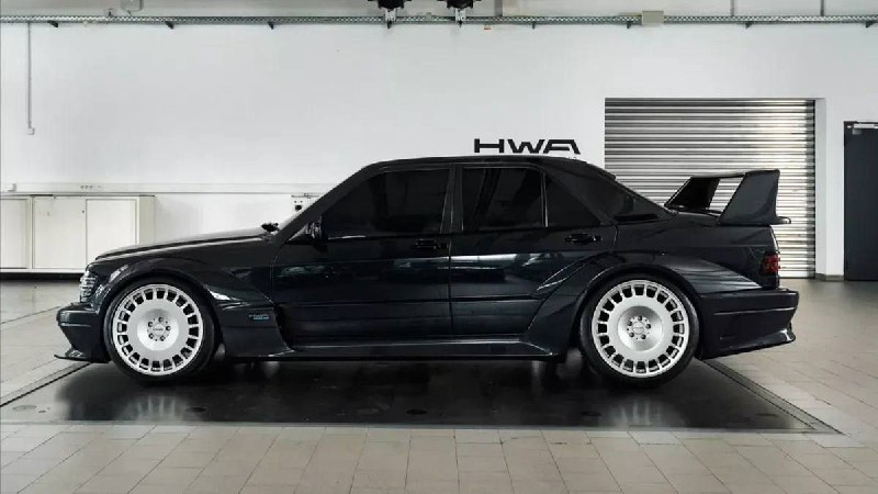 Компания HWA показала первые фото возрождённого Mercedes-Benz Evo II 4