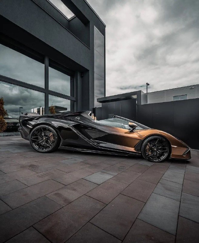 Lamborghini sian Roadster 3