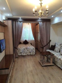 Сдаётся своя 1 комнатная квартира в центре! Ц-4! Ориентир Plov Lounge.