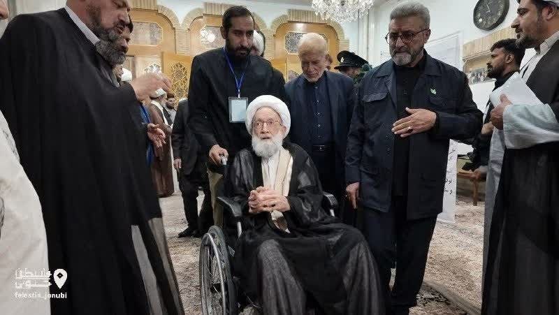ڪانال مدافعان حـرم: حضور شیخ عیسی قاسم، رهبر شیعیان بحرین در مراسم چهلمین روز از تشییع و تدفین پیکر رهبر شهید انقلاب▪️ڪانال مدافعان حـــــرم