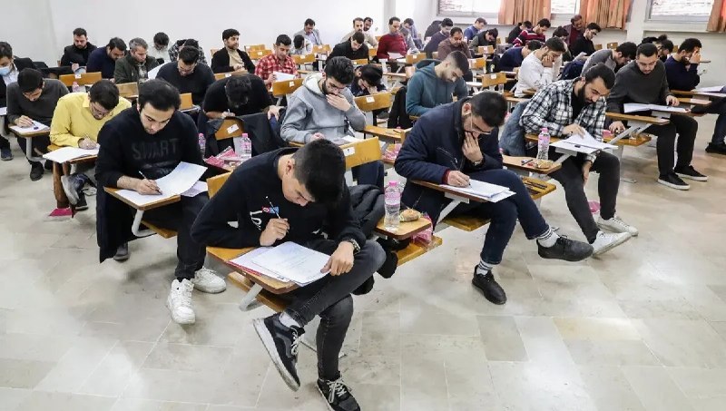 روزنامه ایران: ⭕ هشدار مهم به داوطلبان کنکور؛ موبایل و ساعت هوشمند میتواند محرومیت ۱۰ ساله داشته باشد🔹قوه قضاییه در آستانه برگزاری آزم