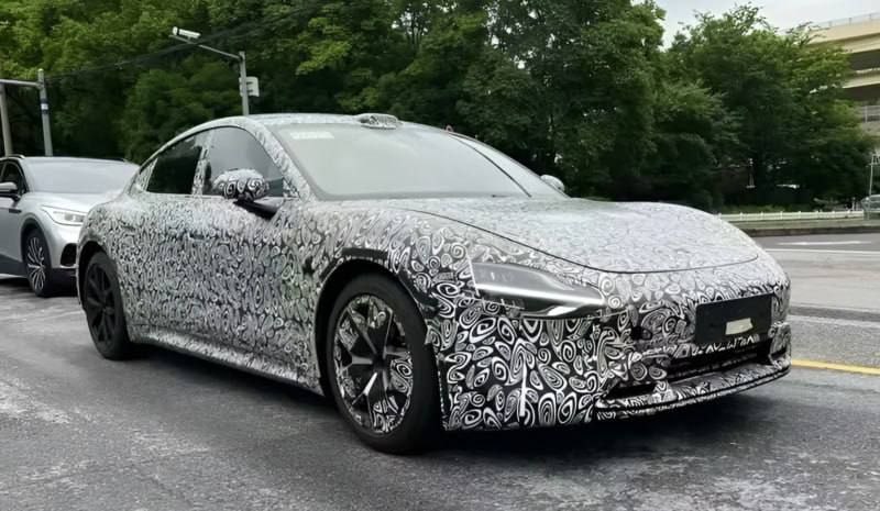 Xiaomi представит три новые модели в 2026 году

Xi...