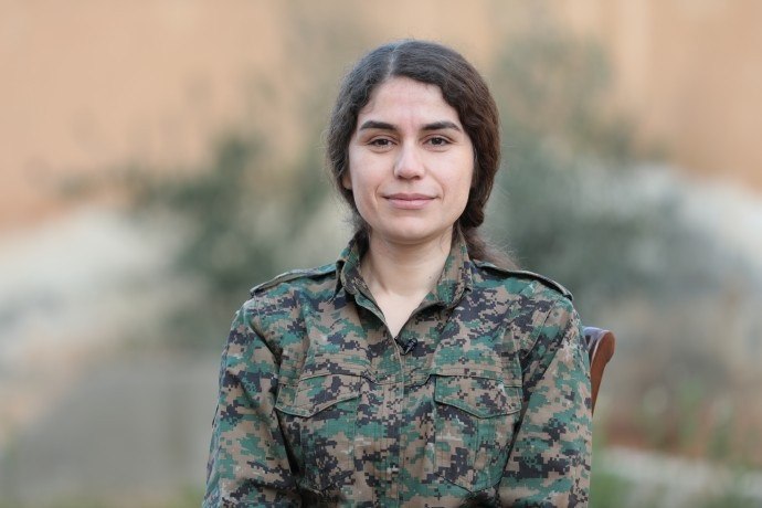 KurdPress | کُردپرس: 📌 «رکسان محمد» سخنگوی YPJ:📰 حضور YPJ در ارتش جدید سوریه، ارتش را از دوران بعث متمایز میکند📝 سرویس سوریه - «رکسان محمد»