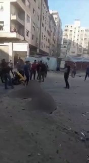 🎦 אדם אחד נהרג וכמה נפצעו בהתקפה הקרקעית הישראלית על אזרחים בעזה