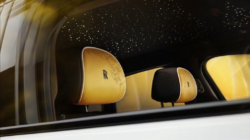 Rolls-Royce Black Badge Ghost '2024 9