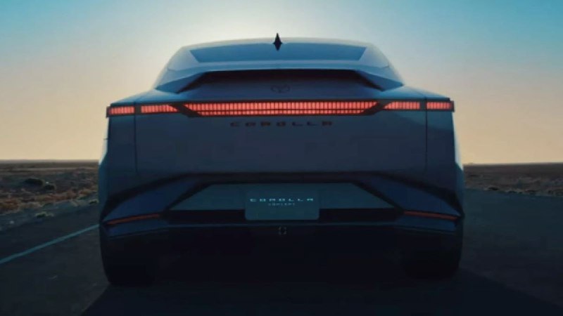 Toyota показала концепт новой Corolla 4