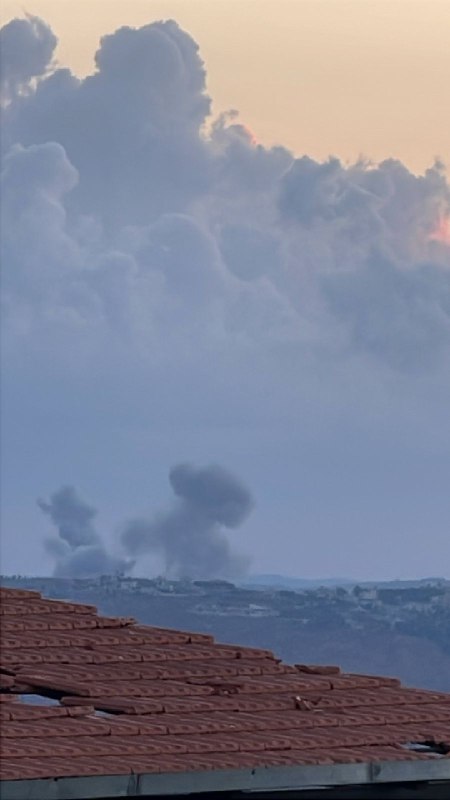 מטוסי קרב ישראליים מבצעים פשיטות אלימות סביב זוותאר שרקייה