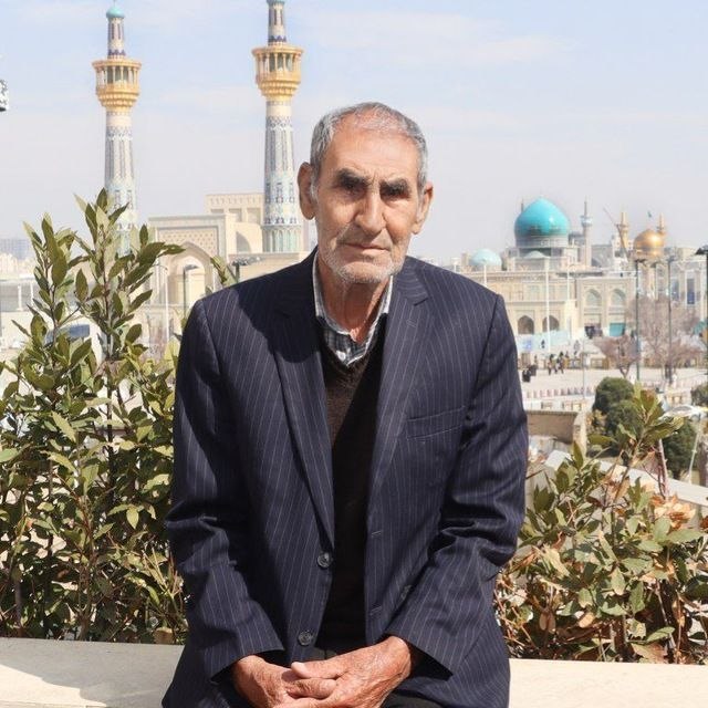پرس و پو دلفان 1: هوالباقی مراسم خاکسپاری وختم پدری دلسوز ومهربانشادروان مشهدی (علیمراد میرزایی )پدر گرامی آقایان صفر، علی ،صمد وآرمین میر