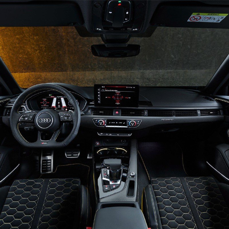 Новая лимитированная Audi RS4 Avant 25 Years Edition 4