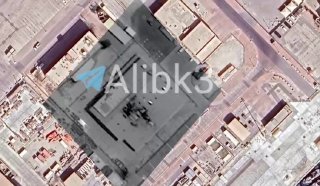 תמונות לוויין מציגות נזק חמור למרכז הפיקוד והבקרה של המל"ט בבסיס הצי החמישי של ארה"ב בבחריין.