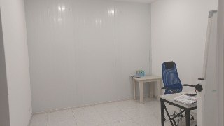Office for cosmetology, nails, massage, etc. for rent in the city center