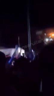 פיצוצים עזים אירעו בעדן בלילה כוחות שנתמכו על ידי ערב הסעודית, כמו גם מתקן צבאי סעודי באזור ארמון מאשיק, הי…
