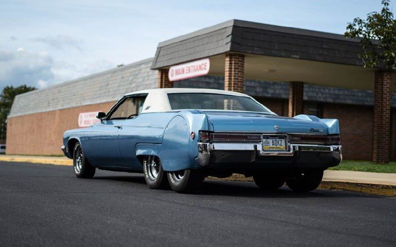 В США нашли необычный трехосный Buick Electra 1971 года 3