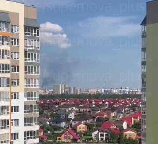 Ukraine's 422nd Regiment said Russian long-haul transport was hit, claiming Russian forces use postal and Wildberries vehicles to support military logistics.