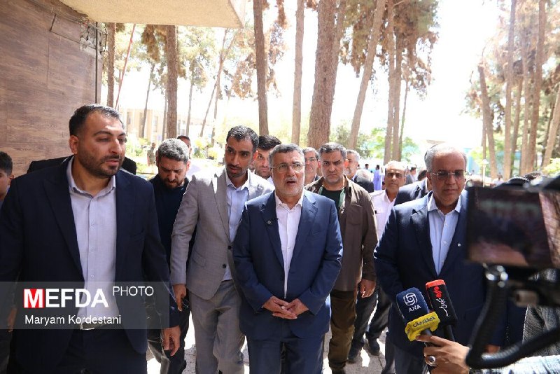 مفدا: ✅ گزارش تصویری/ سفر وزیر بهداشت به استان سیستان و بلوچستان و بازدید از مراکز درمانی شهر زاهدان 🟢دکتر محمدرضا ظفرقندی وزی