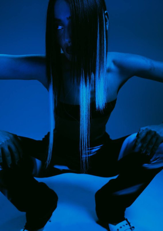 Вайдовый — цвет глубины, бесконечного познания, постижения самого себя.Вайдовый — цвет глубины, бесконечного познания, постижения самого себя.