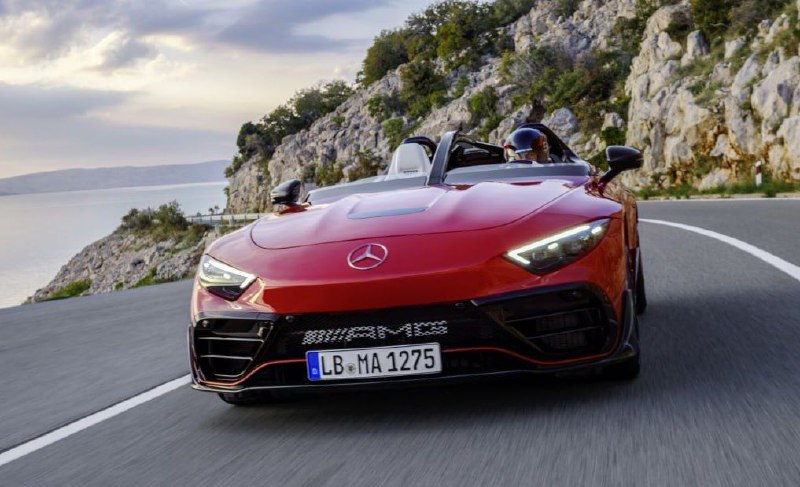 Раскрыты характеристики нового спидстера Mercedes-AMG PureSpeed 4