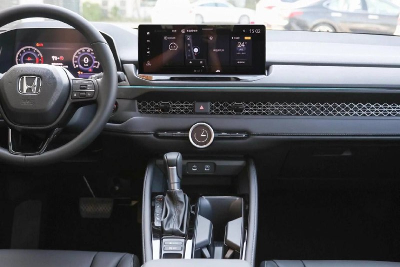В России появился новый Honda Accord 3