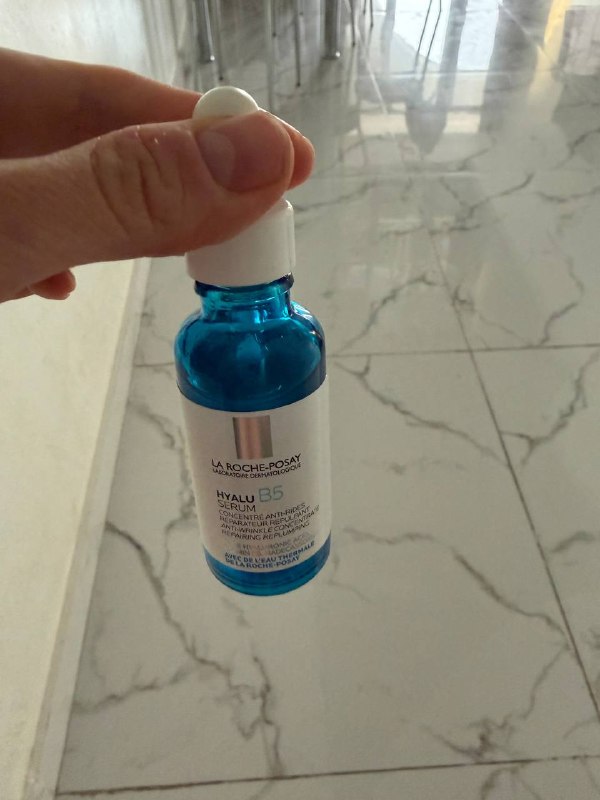 Продам сыворотку для лица La Roche Posay Hyaly B5