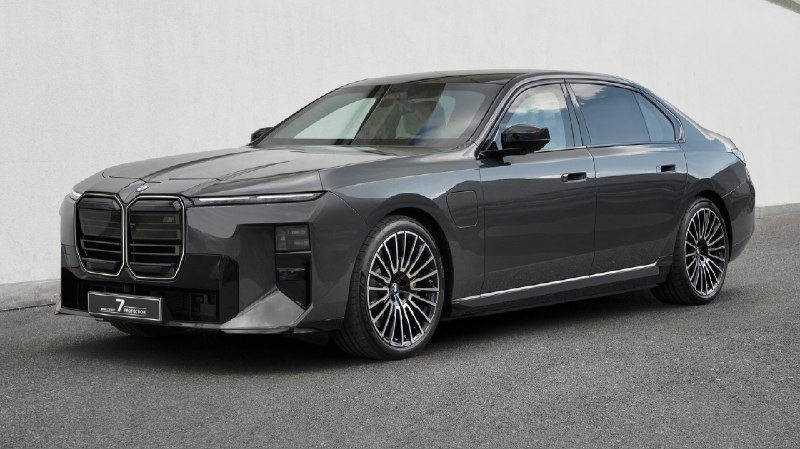 🏎️ BMW представила новый 7-й серийный внедорожник для городских тревог

Сегодня