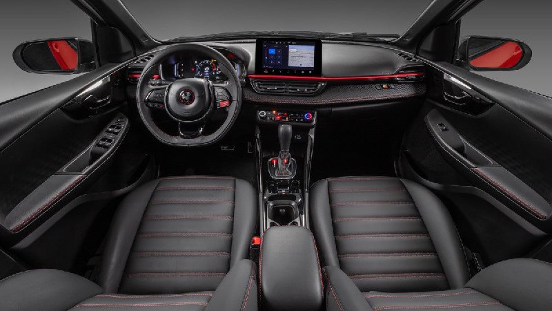 Кросс-купе от Fiat получило спортивную версию от Abarth 4