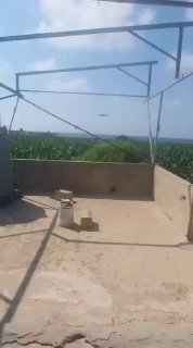 הבהרה לגבי הסרטון המופץ כרחפן ישראלי המתקרב לאזרחים בסרפאנד: המל"ט שייך לאחד האזרחים ומיועד לצילומים.