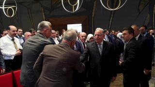 שר האוצר דן עם מספר תעשיינים בתיק הרפורמה במס.