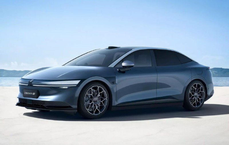 Zeekr анонсировал выход нового электрического универсала 007 GT 2