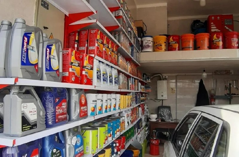 قیمت لحظه ای دلار طلا خودرو: 💲قیمت روغن موتور ۴۰٪ افزایش یافت؛ ترکیب گرانی روانکارها و بنزین بیکیفیت علیه مالکان خودروچهار تولیدکننده بزرگ روغن موتو