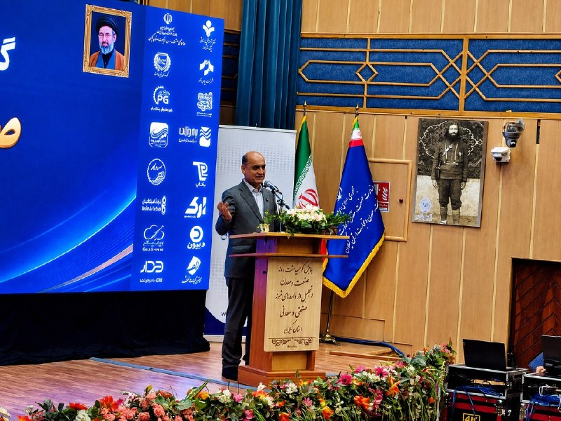 کانال خبری هشتدی: استاندار گیلان:💥سفر رئیسجمهور، نقطه عطف توسعه گیلان شودهادی حقشناس استاندار گیلان، در همایش تجلیل از صنایع برتر استان،