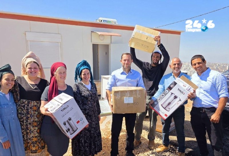 🇮🇱 היסטוריה: המשפחות הראשונות עולות להתיישב ביישוב החדש עיבל. הבוקר משפחות גרעין עיבל מעבירות את הציוד ונ…