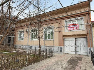 Courtyard for sale in Shofayzi mahalla