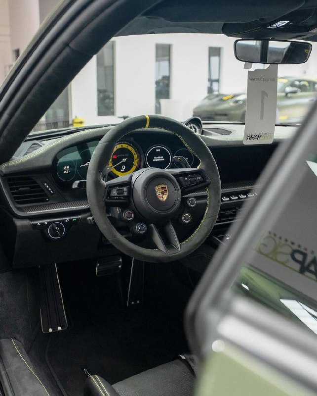 Black Olive Porsche 992 GT3 RS 6