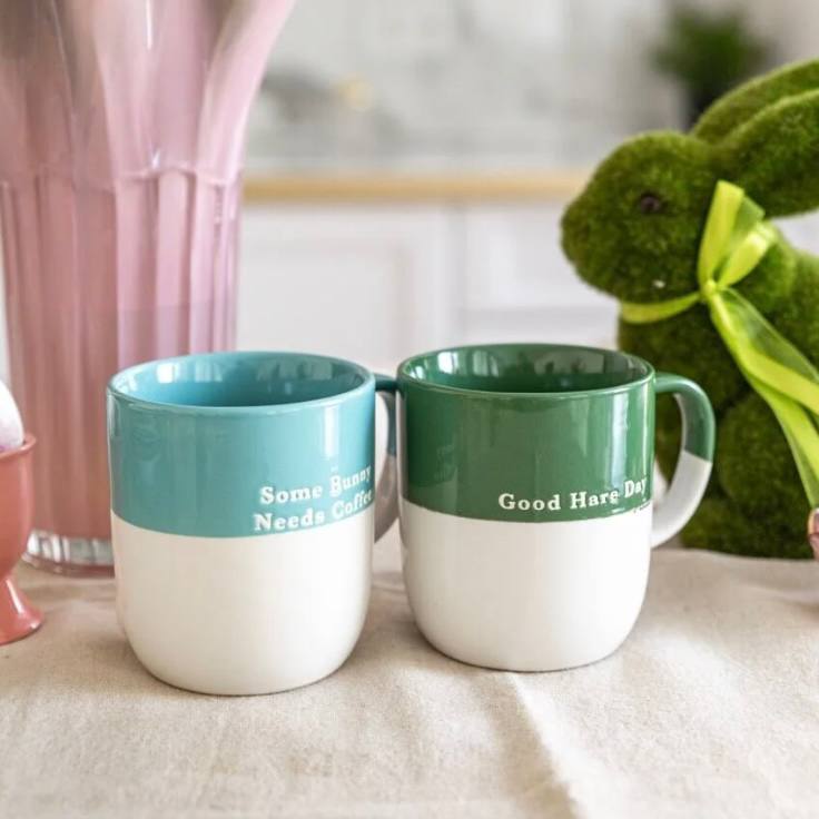 Милые кружки Coffee for Bunny с кроликами украшает двухцветный ручной окрас, объемный кроличий декор и позитивная надпись. На голубой кружке написа... - изображение 3 - coffee, bunny, милые