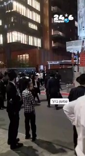 🇮🇱 Yoeli Barim: ultra-Orthodox protesters tried to break into the Seven Stars tower in Bnei Brak where the Kudkod unit operates.