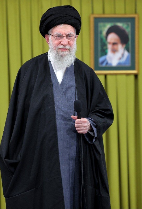 اخبار سپاه قدس 🇮🇷: 🗓 #تقویم_روزیکشنبه۲۵ مرداد ۱۴۰۵۳ ربیع الاول ۱۴۴۸۱۶ آگوست ۲۰۲۶ 🕌 اوقات شرعی🔹️اذان صبح ۰۳:۵۲🔹️طلوع آفتاب ۰۵:۲۴🔹️اذان ظهر ١