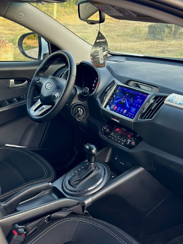 Продам автомобиль в идеальном состоянии.
Kia sportage 2012год обьем двигателя 2.0 бензин, коробка обычный автомат aisin 6ст пробег 181т км
Подключаемый полный привод, 4awd
1 Хозяин без дтп
Автомобиль полностью обслужен и вложений никаких не требует.
2 Комплекта резины и дисков, зима лето стоит андроид планшет,
Хорошая комплектация: двух зонный климат контроль. Круиз контроль. Подогрев всех сидений.
Авто свет. Авто дождь. Кожаный мультируль. Полный электро пакет. Разные помощи при вождении.
Цена 1.295.000₽+ торг
+7949-400-97-37
Звоните в любое время, если не доступен звоните еще раз связь плохая.
📲 Tg: @alligator_0888
📞 Звоните: +7(949)4009737 - фотография - 7