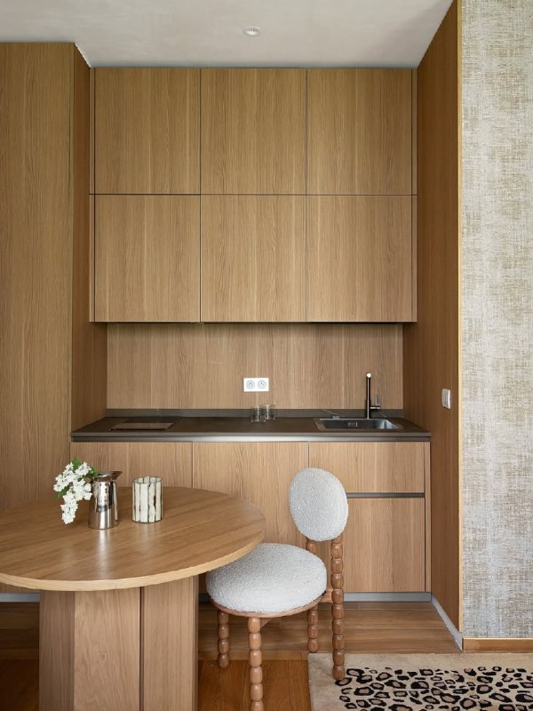 Небольшая студия в центре Парижа для студентки. Главное преимущество квартиры её расположение. Она находится в доме начала 2000-х годов в 7-м округ... - изображение 3 - парижа, находится, небольшая