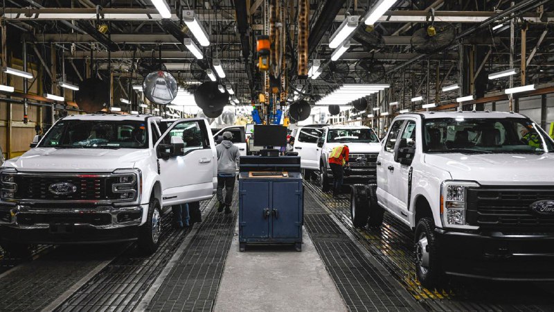 Ford замораживает Lightning и увеличивает выпуск F-150 и Super Duty 2