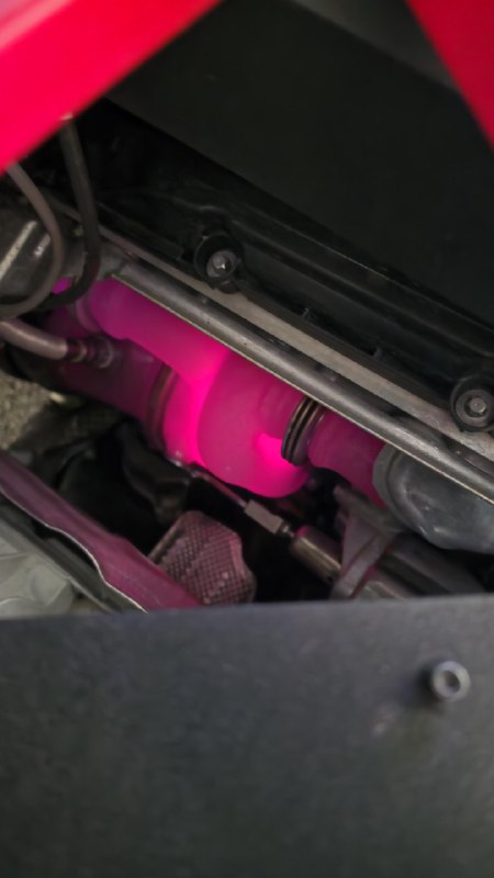 На Reddit всплыл случай с Limited edition Imola Red X3 Turbo: автор после «весёл